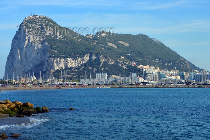 gibraltar104: Gibraltar: the town, harbour and the western face of the Rock - photo by M.Torres - (c) Travel-Images.com - Stock Photography agency - Image Bank