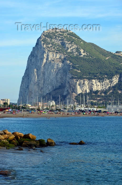 gibraltar106: Gibraltar: beach and marina of La Línea de la Concepción and the north face of the Rock of Gibraltar - Algeciras bay - photo by M.Torres - (c) Travel-Images.com - Stock Photography agency - Image Bank