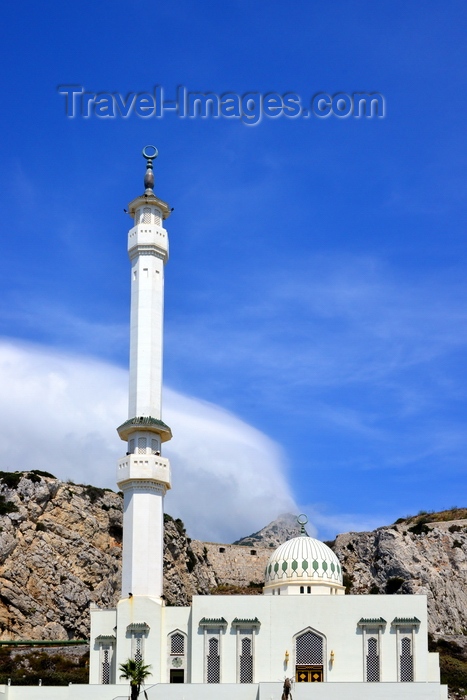 gibraltar13: Gibraltar: King Fahd bin Abdulaziz al-Saud Mosque, aka Mosque of The Custodian of the The Two Holy Mosques, aka Ibrahim-al-Ibrahim Mosque - the Saudis place their mark in the Al Andalus - Europa Point - photo by M.Torres - (c) Travel-Images.com - Stock Photography agency - Image Bank