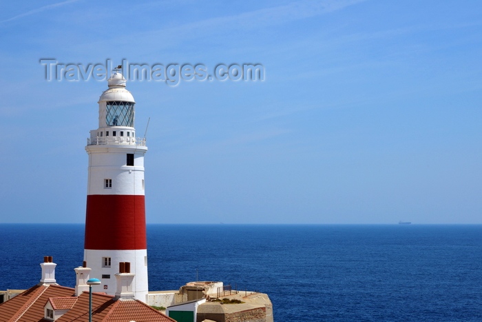 gibraltar21: Gibraltar: a walled synagogue (photo by Miguel Torres) - (c) Travel-Images.com - Stock Photography agency - the Global Image Bank