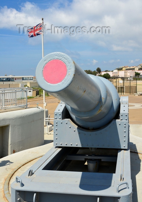 gibraltar22: Gibraltar: Union Jack and RML gun at Harding's Battery, Europa Point - University of Gibraltar in the background -  photo by M.Torres - (c) Travel-Images.com - Stock Photography agency - Image Bank