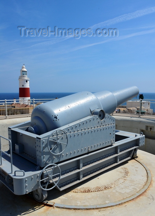 gibraltar28: Gibraltar: 12.5 inch 38 ton Rifled Muzzle Loading (RML) gun at Harding's Battery and Europa Point Lighthouse - Straits of Gibraltar -  photo by M.Torres - (c) Travel-Images.com - Stock Photography agency - Image Bank