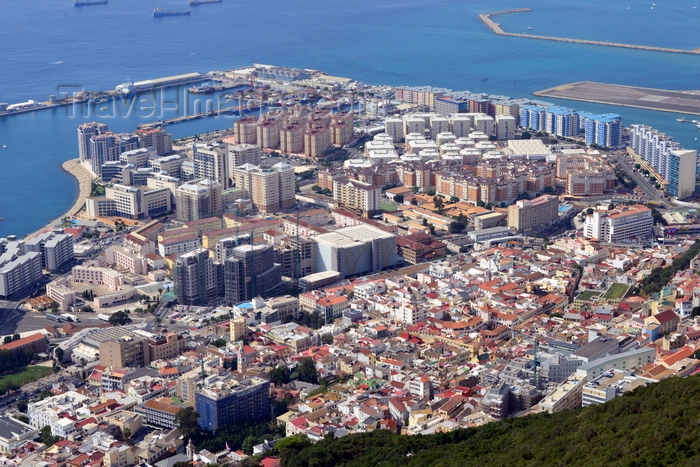 gibraltar54: Gibraltar: old town and the reclamation areas - Bay of Algeciras - photo by M.Torres - (c) Travel-Images.com - Stock Photography agency - Image Bank