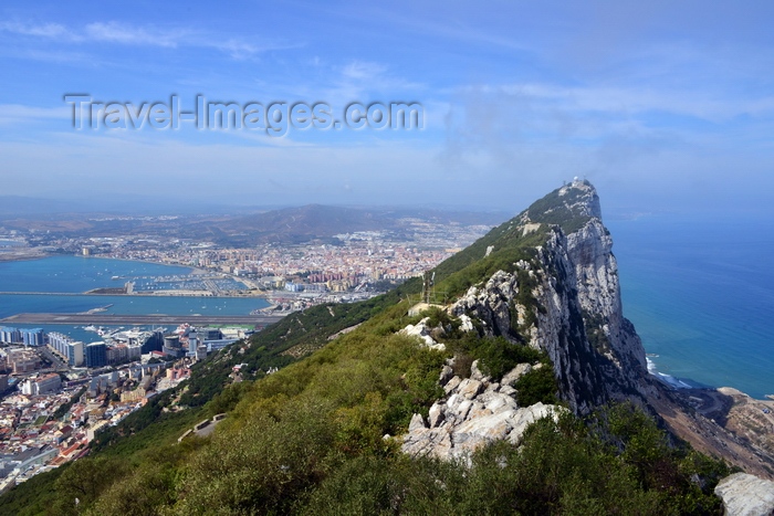 gibraltar61: Gibraltar: ridge of the Rock, the town, the airport, La Linea and the East coast - Upper Rock Nature reserve - photo by M.Torres - (c) Travel-Images.com - Stock Photography agency - Image Bank