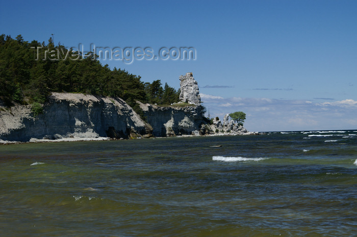 gotland104: Gotland island - Lickershamn: the Jungfruklint - the highest of Gotland's raukar, coastal limestone stacks that are the remnants of sncient reefs - this stack, 11.5m high is said to look like the Virgin and Child - photo by A.Ferrari - (c) Travel-Images.com - Stock Photography agency - Image Bank