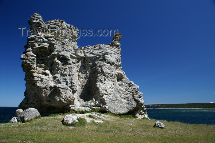 gotland105: Gotland island - Lickershamn: limestone stack or rauk - photo by A.Ferrari - (c) Travel-Images.com - Stock Photography agency - Image Bank