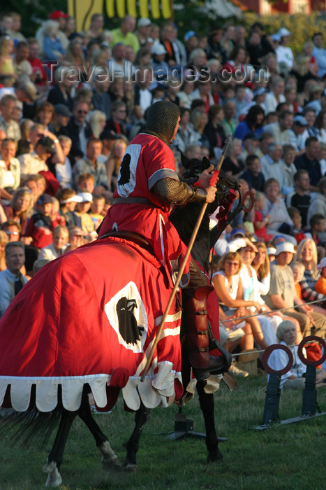 gotland22: Sweden - Gotland island / Gotlands län - Visby: Gutar horseman - medieval week - photo by C.Schmidt - (c) Travel-Images.com - Stock Photography agency - Image Bank