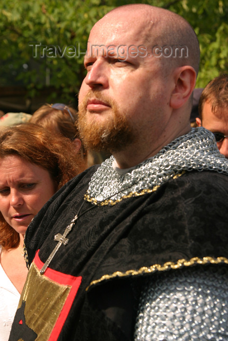 gotland32: Sweden - Gotland island / Gotlands län - Visby: Viking warrior - medieval week - photo by C.Schmidt - (c) Travel-Images.com - Stock Photography agency - Image Bank