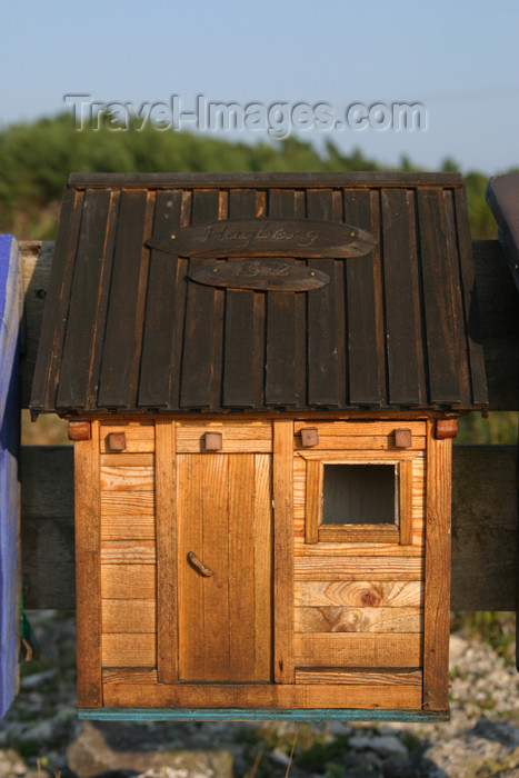 gotland48: Sweden - Gotland island / Gotlands län mailbox - miniature house - photo by C.Schmidt - (c) Travel-Images.com - Stock Photography agency - Image Bank