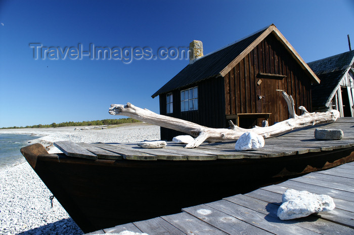 gotland64: Fårö island, Gotland, Sweden: boat - old fishing village near Digerhuvud  - photo by A.Ferrari - (c) Travel-Images.com - Stock Photography agency - Image Bank