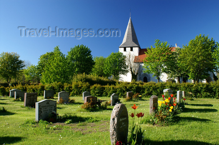 gotland71: Fårö island, Gotland, Sweden: cemetery and church - photo by A.Ferrari - (c) Travel-Images.com - Stock Photography agency - Image Bank