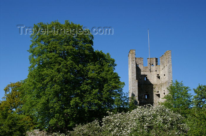 gotland82: Gotland - Visby: tower of the northern wall - ringwall of the old Hanseatic Town of Visby - photo by A.Ferrari - (c) Travel-Images.com - Stock Photography agency - Image Bank