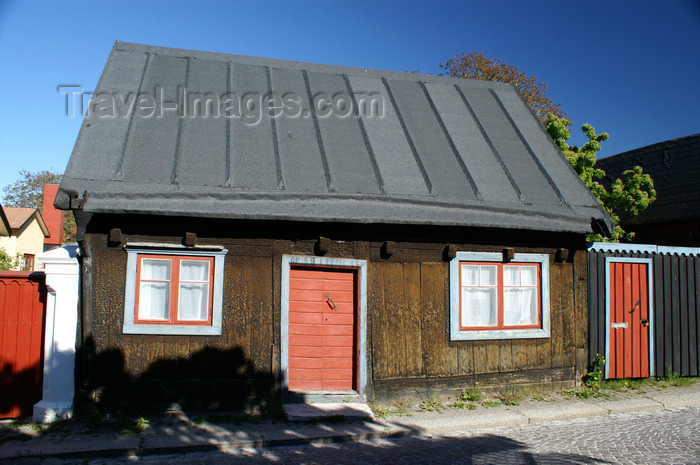 gotland92: Gotland - Visby: old house along Adelsgatan - photo by A.Ferrari - (c) Travel-Images.com - Stock Photography agency - Image Bank