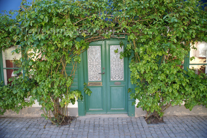 gotland93: Gotland - Visby: house entrance on Adelsgatan  - photo by A.Ferrari - (c) Travel-Images.com - Stock Photography agency - Image Bank