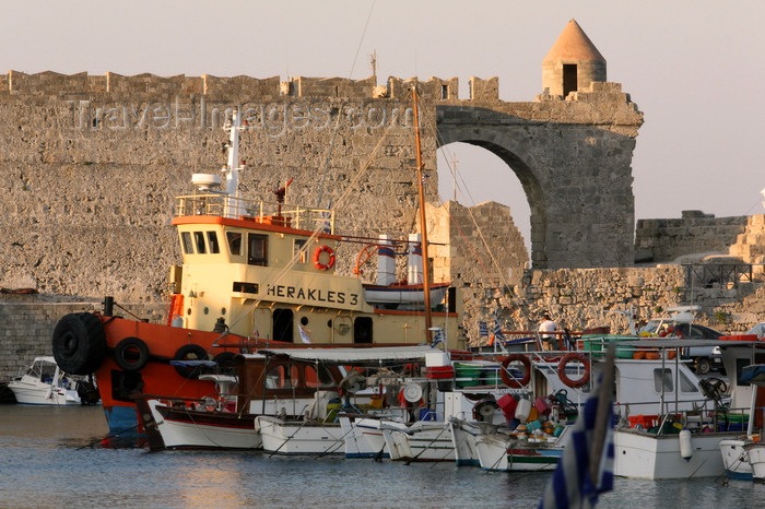 greece462: Greece - Rhodes island - Rhodes city - fishing boasts in the New Harbour - photo by A.Stepanenko - (c) Travel-Images.com - Stock Photography agency - Image Bank