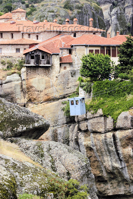 greece477: Greece - Meteora: AgiaTriada - cable car - photo by A.Dnieprowsky - (c) Travel-Images.com - Stock Photography agency - Image Bank