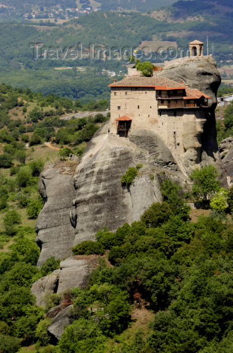 greece478: Greece - Meteora: Agios Nikolaos Anapafsas - photo by A.Dnieprowsky - (c) Travel-Images.com - Stock Photography agency - Image Bank