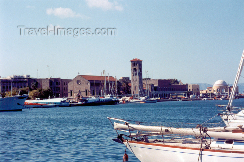 greece79: Greek islands - Rhodes - Rhodes town: the harbour (photo by Aurora Baptista) - (c) Travel-Images.com - Stock Photography agency - Image Bank