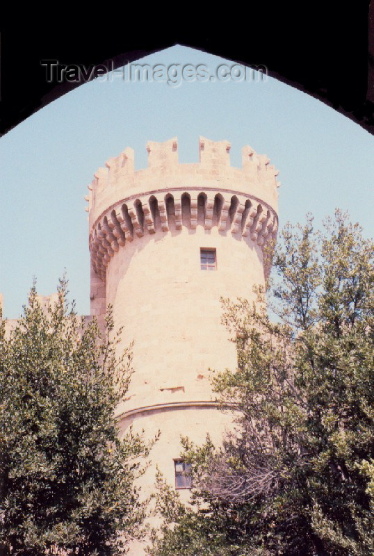 greece81: Greek islands - Rhodes - Rhodes town: tower (photo by Aurora Baptista) - (c) Travel-Images.com - Stock Photography agency - Image Bank