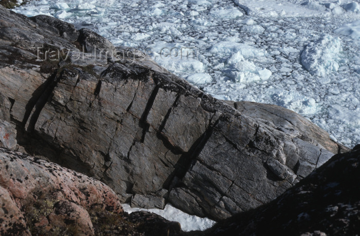greenland9: Greenland - Ilulissat / Jakobshavn - Deathcliff - in ancient times old and ill Inuit people jumped to their death, not to burden the community - photo by W.Allgower - (c) Travel-Images.com - Stock Photography agency - Image Bank