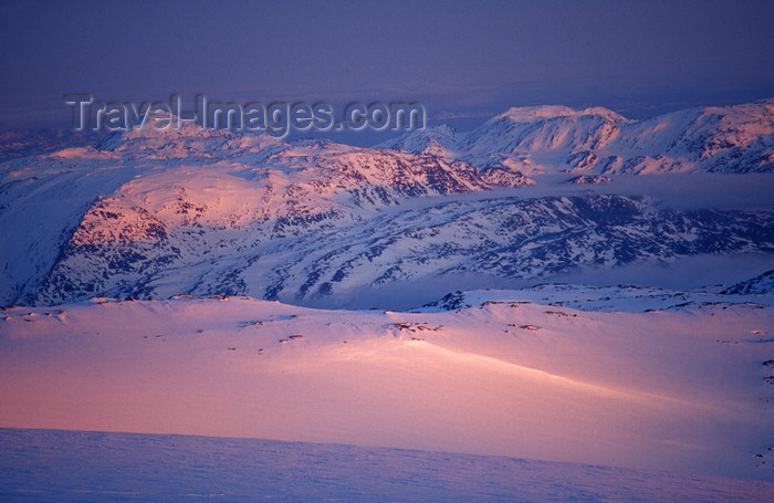 greenland97: Greenland, Apussuit: the glacier at midnight - photo by S.Egeberg - (c) Travel-Images.com - Stock Photography agency - Image Bank