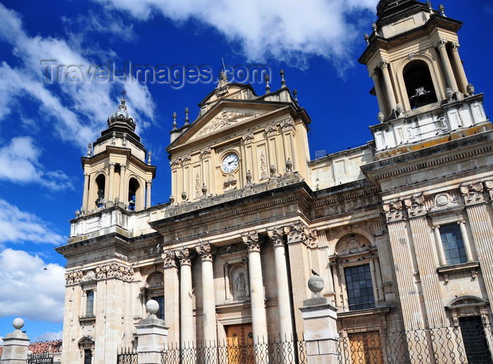 guatemala102: Ciudad de Guatemala / Guatemala city: Primatial Metropolitan Cathedral of St. James - seat of the Archbishop of Guatemala - Catedral metropolitana - facade - photo by M.Torres - (c) Travel-Images.com - Stock Photography agency - Image Bank