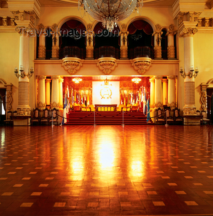 guatemala51: Guatemala - Guatemala City: Palacio National - hall for state receptions - Mudejar style - photo by W.Allgower - (c) Travel-Images.com - Stock Photography agency - Image Bank