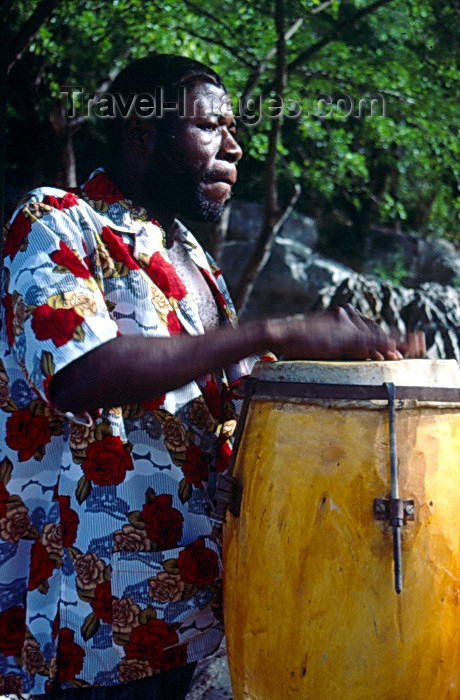 haiti31: Haiti - Labadee - drummer - photo by F.Rigaud - (c) Travel-Images.com - Stock Photography agency - Image Bank