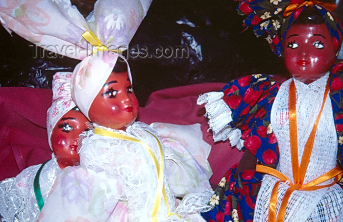 haiti32: Haiti - Labadee - Haitian dolls - photo by F.Rigaud - (c) Travel-Images.com - Stock Photography agency - Image Bank