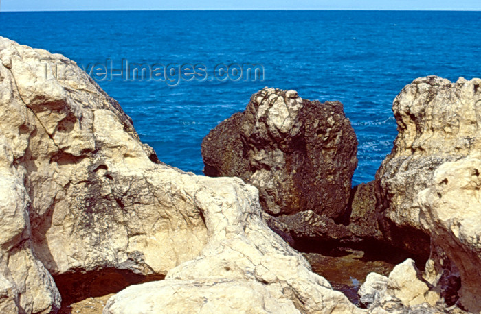 haiti35: Haiti - Labadee - rocks and the sea - photo by F.Rigaud - (c) Travel-Images.com - Stock Photography agency - Image Bank