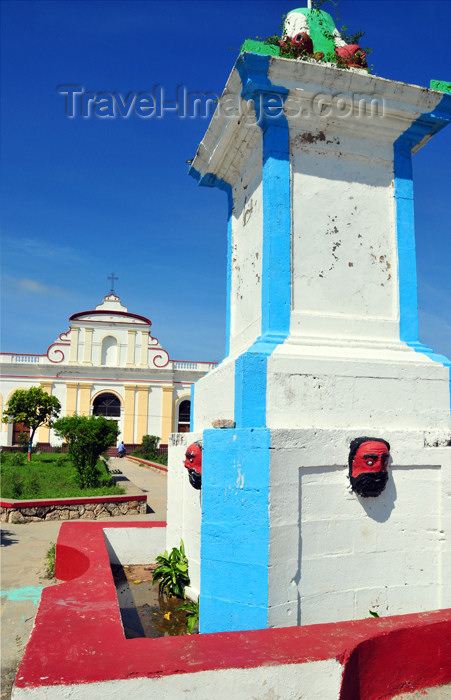 haiti65: Fort-Liberté, Nord-Est Department, Haiti: Place d'Armes, the main square - fountain and the Cathedral - photo by M.Torres - (c) Travel-Images.com - Stock Photography agency - Image Bank
