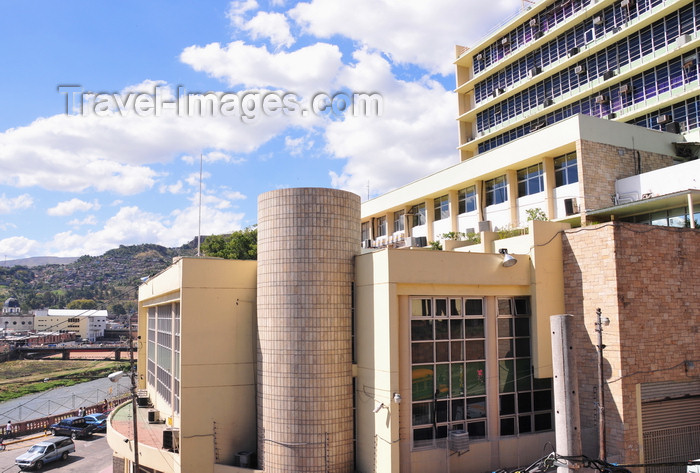 honduras50: Tegucigalpa, Honduras: building of the Central Bank of Honduras - Banco central de Honduras - photo by M.Torres - (c) Travel-Images.com - Stock Photography agency - Image Bank