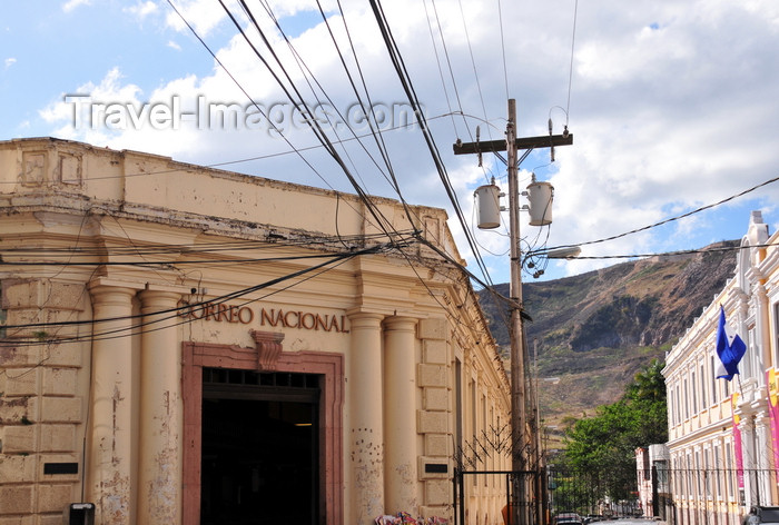 honduras59: Tegucigalpa, Honduras: downtown Post Office - Correo Nacional de Honduras - Paseo Liquidambar - Calle El Telegrafo - Av Miguel Paz Barahona - photo by M.Torres - (c) Travel-Images.com - Stock Photography agency - Image Bank