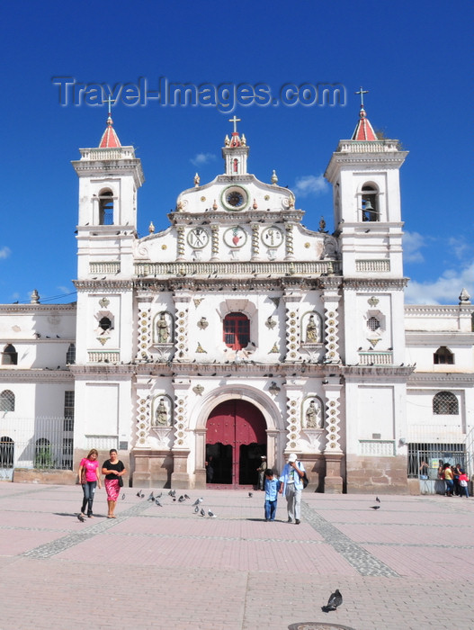 honduras75: Tegucigalpa, Honduras: Dolores church - iglesia de la Virgen de los Dolores - estilo barroco - photo by M.Torres - (c) Travel-Images.com - Stock Photography agency - Image Bank