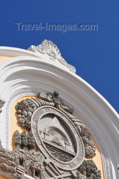 honduras82: Tegucigalpa, Honduras: Honduran coat of arms at the Museum of National Identity, former Palacio de los Ministerios - Museo de Identidad Nacional - Av Miguel Paz Barahona - photo by M.Torres - (c) Travel-Images.com - Stock Photography agency - Image Bank