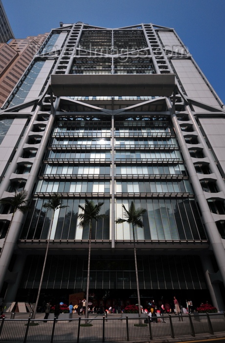 hong-kong29: Hong Kong: The Hongkong and Shanghai Banking Corporation, HSBC Main Building - 180-metres high - architect Norman Foster - photo by M.Torres - (c) Travel-Images.com - Stock Photography agency - Image Bank