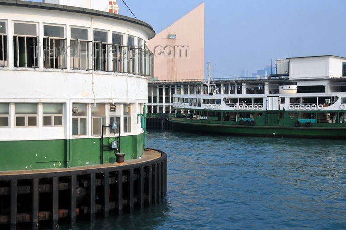 hong-kong76:  Hong Kong: Tsim Sha Tsui Ferry Pier, Kowloon - photo by M.Torres - (c) Travel-Images.com - Stock Photography agency - Image Bank