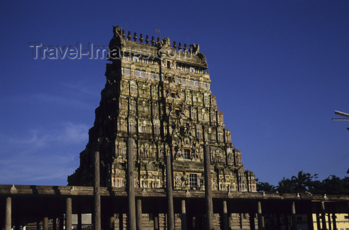 india24: India - Madurai (Tamil Nadu): Minakshi / Meenakshi temple - Gopuram - photo by W.Allgöwer - (c) Travel-Images.com - Stock Photography agency - Image Bank