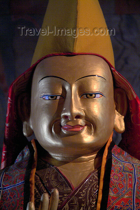 india339: India - Ladakh - Jammu and Kashmir: Buddha with hat - photos of Asia by Ade Summers - (c) Travel-Images.com - Stock Photography agency - Image Bank