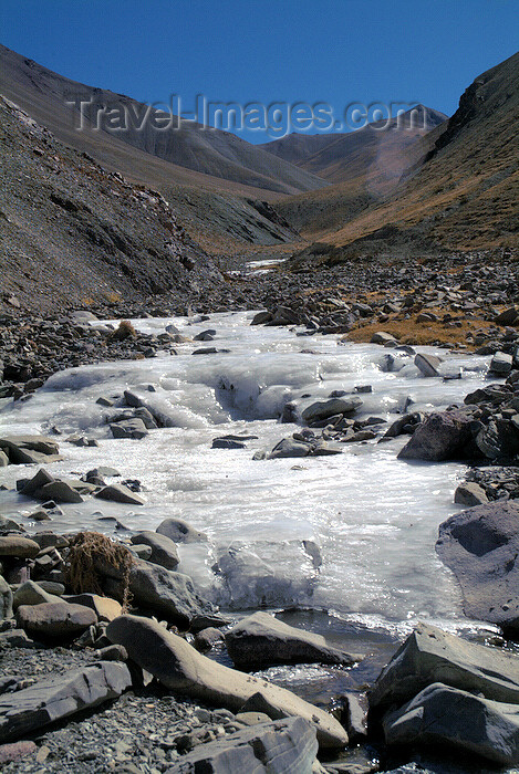 india345: India - Ladakh - Jammu and Kashmir: frozen stream - photos of Asia by Ade Summers - (c) Travel-Images.com - Stock Photography agency - Image Bank