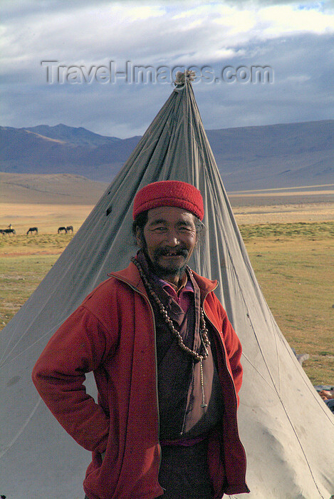 india346: India - Ladakh - Jammu and Kashmir: Ladakhi man and his tent - photos of Asia by Ade Summers - (c) Travel-Images.com - Stock Photography agency - Image Bank
