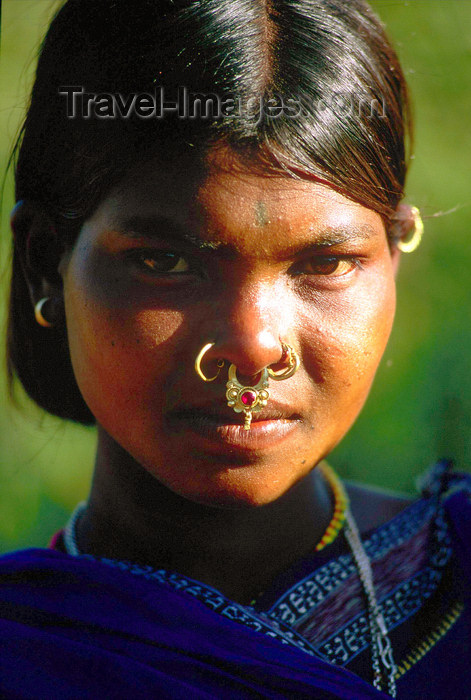 india362: Orissa, India: a girl with pierced nose - Bonda people - photo by E.Petitalot - (c) Travel-Images.com - Stock Photography agency - Image Bank