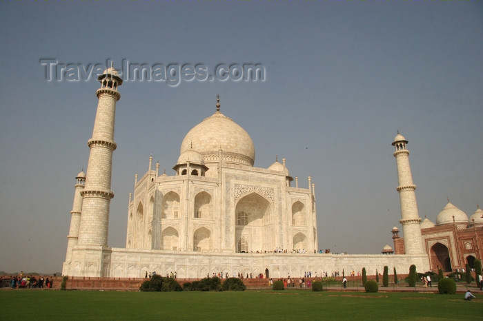 india431: Agra, UP, India: Taj Mahal - UNESCO World Heritage site - photo by J.Cave - (c) Travel-Images.com - Stock Photography agency - Image Bank