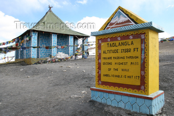 india441: Taglangla Pass, Jammu and Kashmir, India: 5359 m - Manali to Leh road - second highest in the world - photo by M.Wright - (c) Travel-Images.com - Stock Photography agency - Image Bank