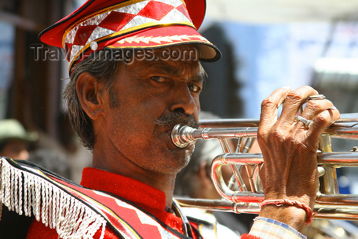 india446: Jodhpur, Rajasthan, India: brass band musician - photo by M.Wright - (c) Travel-Images.com - Stock Photography agency - Image Bank