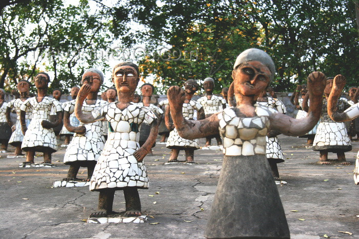 india462 Chandigarh India the Rock Gardens sculptures by Nek Chand 