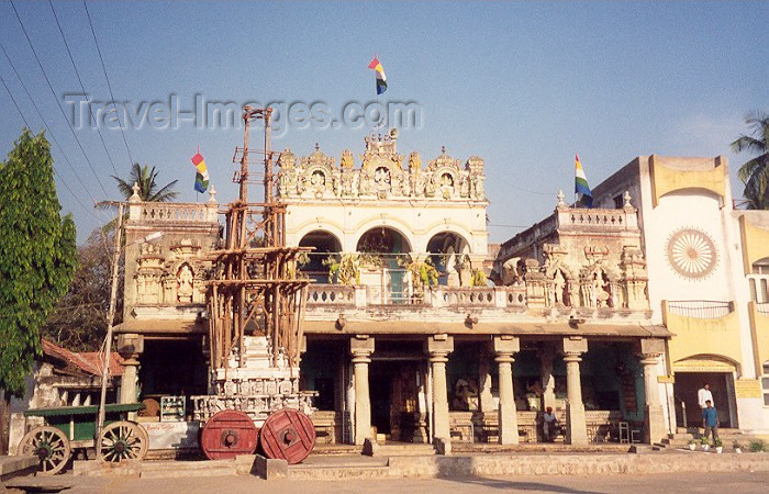 india59: India - Sravanabelagola: Jain temple  (photo by Miguel Torres) - (c) Travel-Images.com - Stock Photography agency - Image Bank