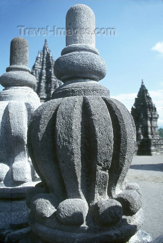indonesia11: Indonesia - Java - Borbudur, Magelang: stupa, Javanese style - Unesco world heritage site - photo by M.Sturges - (c) Travel-Images.com - Stock Photography agency - Image Bank