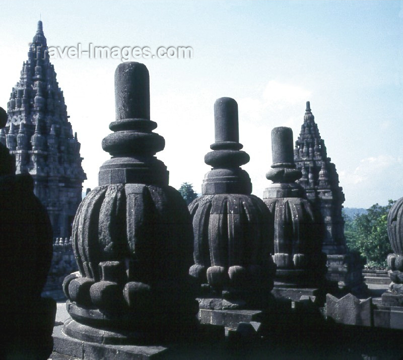 indonesia13: Java - Borobudur: stupas -  Mahayana Buddhist monument - photo by M.Sturges - (c) Travel-Images.com - Stock Photography agency - Image Bank