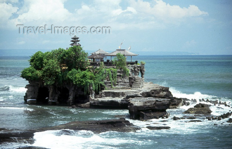 Tanah Lot Bali. Pura Tanah Lot Hindu